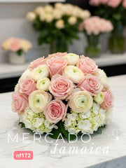 Jardín Romántico: Rosas y Hortensias - Ramo Romántico