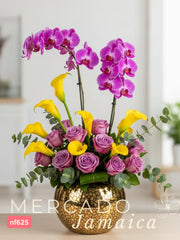 Gran Morado con Orquídeas y Rosas